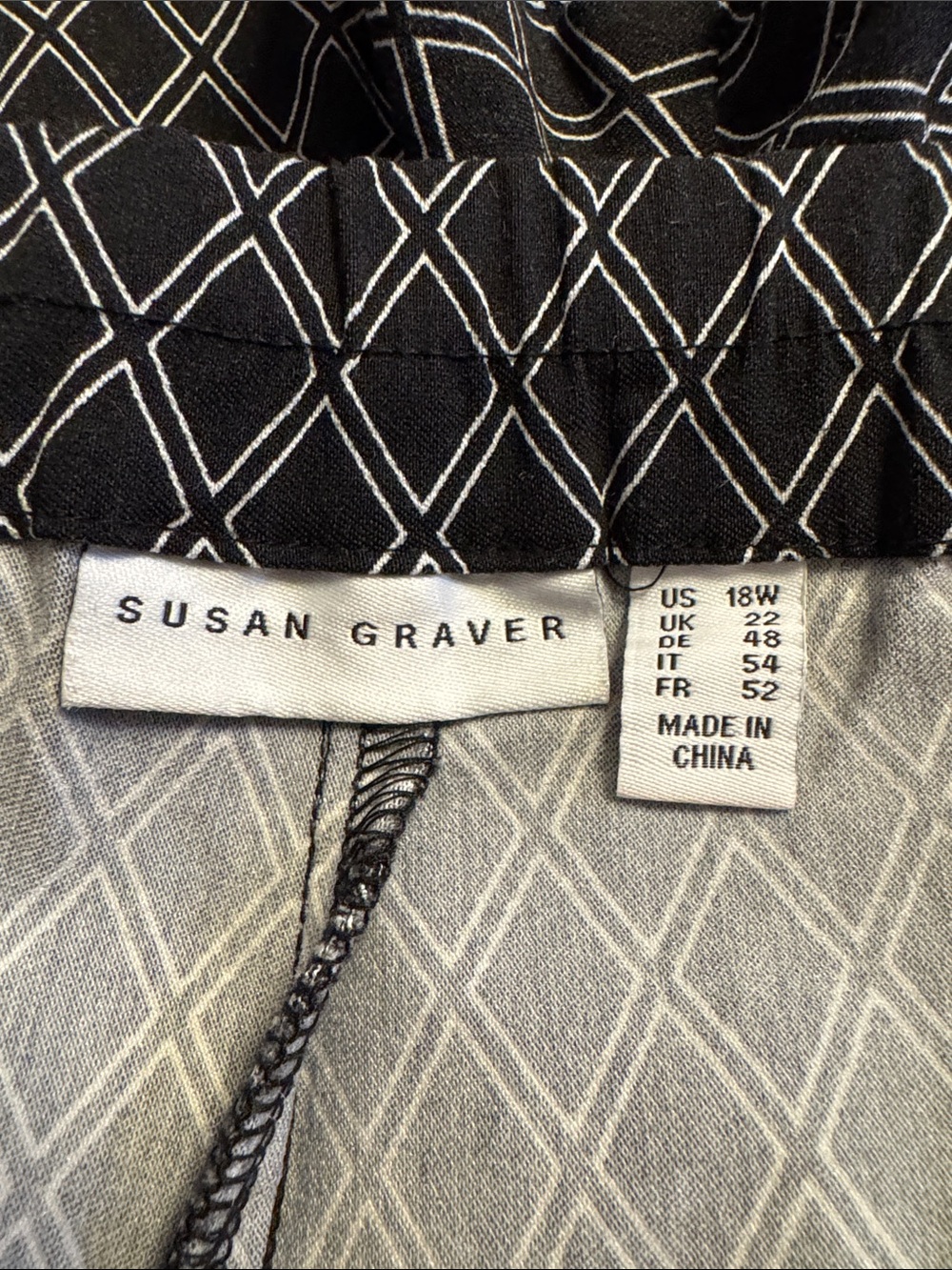 Susan Graver Black Pants with White Geometric Grid - Picture 4 of 5